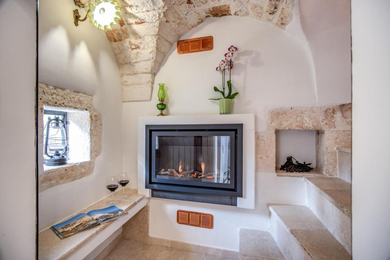オストゥーニ Palazzo Stunis - Dimora Di Charme Bed & Breakfast エクステリア 写真