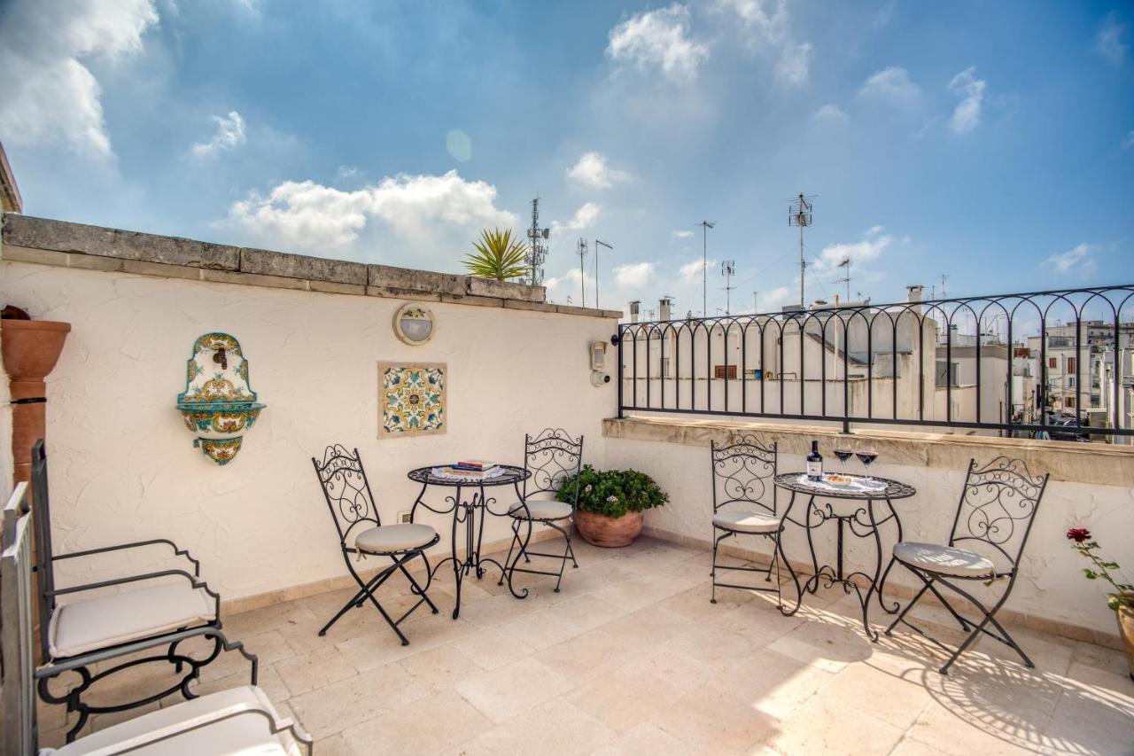 オストゥーニ Palazzo Stunis - Dimora Di Charme Bed & Breakfast エクステリア 写真