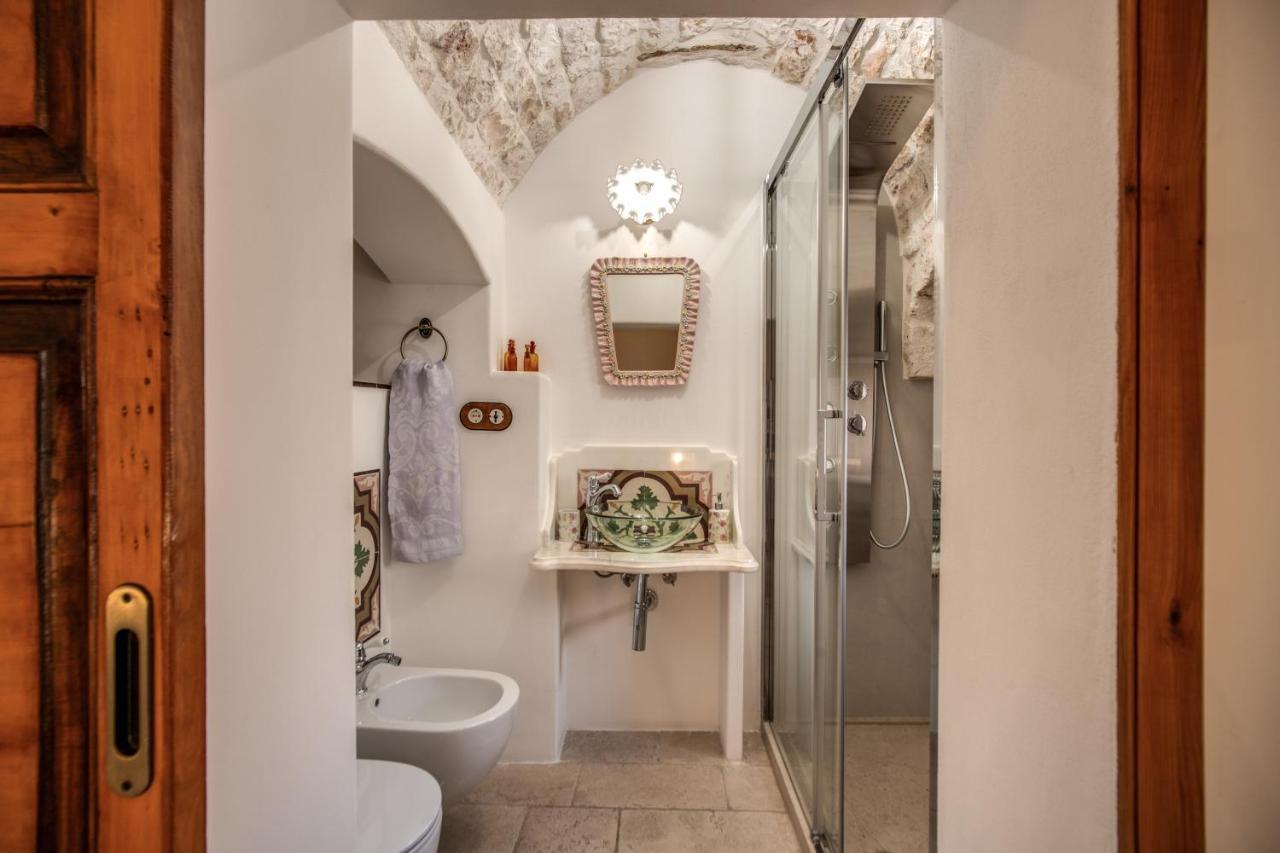 オストゥーニ Palazzo Stunis - Dimora Di Charme Bed & Breakfast エクステリア 写真