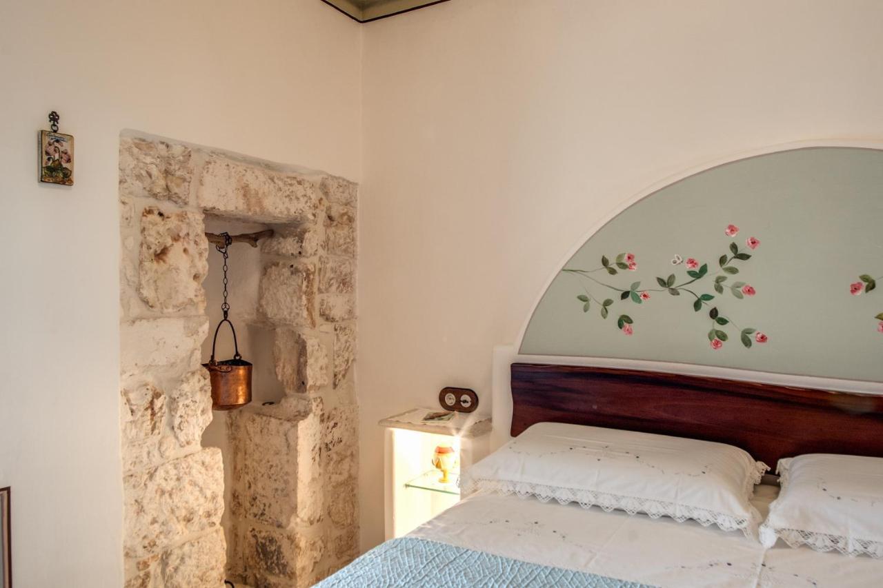 オストゥーニ Palazzo Stunis - Dimora Di Charme Bed & Breakfast エクステリア 写真