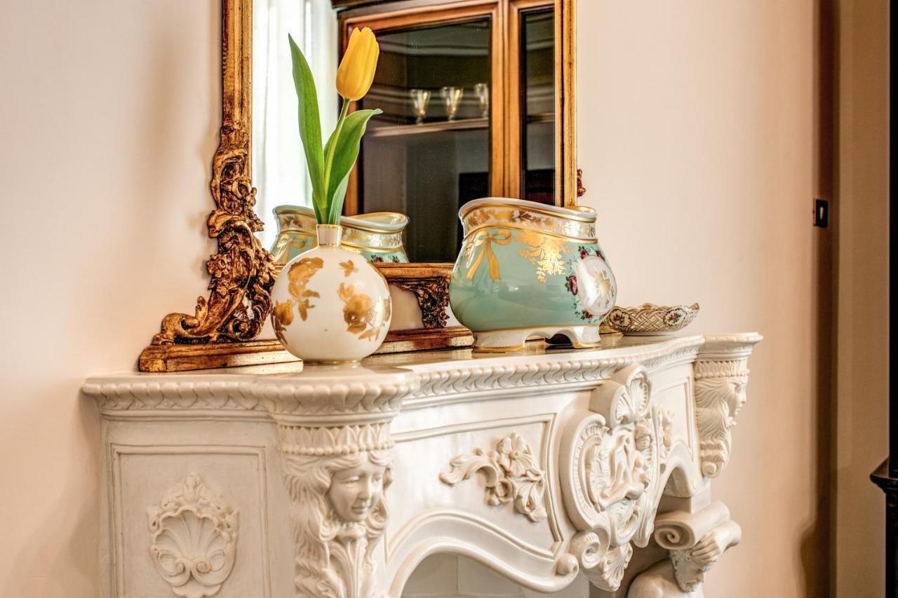 オストゥーニ Palazzo Stunis - Dimora Di Charme Bed & Breakfast エクステリア 写真